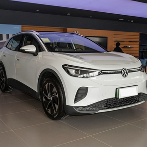 SUV Eléctrico de Largo Alcance Usado 2023-2025 con Sistema de Infoentretenimiento de Alta Tecnología, Limpio y Bien Mantenido, Suministrado desde Japón - Product Image 3