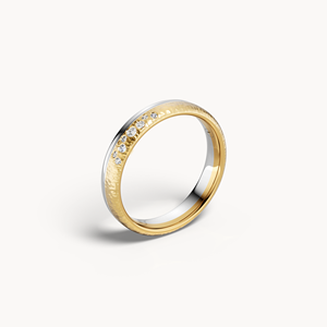 Anillo de Boda Bicolor Martillado en Oro Amarillo para Hombre - Product Image 2