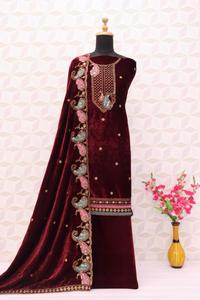 Nueva colección de ropa de fiesta de terciopelo Salwar para mujer con bordado de secuencia disponible a precio de exportación - Product Image 4