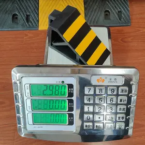 Cale de roue en caoutchouc durable pour le stationnement des voitures et des camions Noir+Jaune L280xW180xH120mm - Product Image 4