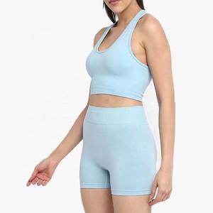 Ensemble de sport pour femmes grande taille, taille élastique, respirant, en spandex et polyester, 2 pièces, soutien-gorge de sport et short, couleur unie - Product Image 3