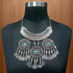 Urthn Austrian Stone <b>Fashion</b> <b>Power</b> <b>Necklaces</b> Set 1110764-Statement Piece - Product Image 1