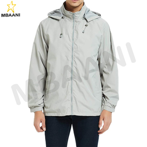 Veste coupe-vent légère pour homme, imperméable, avec capuche amovible - Product Image 6