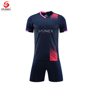 ชุดกีฬาฟุตบอลเครื่องแบบ 2024 ชุดราคาดีที่สุดสําหรับผู้ใหญ่ชุดฟุตบอลทีมคุณภาพสูงที่กําหนดเอง - Product Image 4