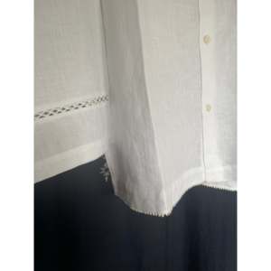 Camisa Blanca Informal para Mujer, 100% Lino, con Encaje de Algodón Popelín, Decoración de Botones, Técnica de Tejido Plisado, Talla XL, para la Temporada - Product Image 2