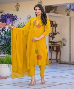 חדש הגעה בסגנון הפקיסטני <span class=keywords><strong>salwar</strong></span> <span class=keywords><strong>kameez</strong></span> היתוך של מעצב מסורתי ללבוש מחיר הסיטונאי בגד צהוב - Product Image 1