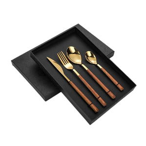 Ensemble de couverts de table en laiton avec poignée sculptée pour la maison à prix abordable article de boîte-cadeau de mariage en acier miroir Ensemble de 4 couverts - Product Image 4