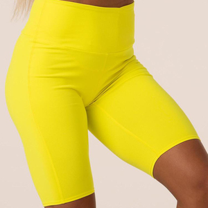 Nuevas mallas cortas de elevación personalizadas, pantalones deportivos, pantalones cortos de motorista de yoga para gimnasio de leopardo de cintura alta para mujer con bolsillos laterales - Product Image 4