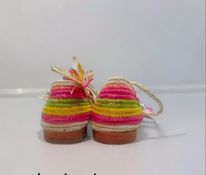 Hecho de rafia y cuero con colores del arco iris zapatos de rafia Cómodo Rafia hecha a mano, idea de regalo - Product Image 2