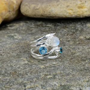 Anillo de Topacio azul con piedra lunar de gemas naturales, anillos finos de diseñador hechos a mano de Plata de Ley 925 para mujer a precio mayorista - Product Image 2