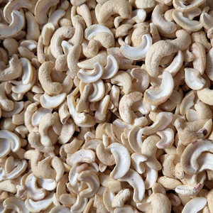 Fournisseur de confiance Noix de cajou WS LP SP Noix et noyaux Vente en gros bon marché Kaju Cashew cassé SANTIGO - Product Image 1