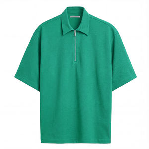 Polo zippé élégant pour homme en maille imprimée – Idéal pour la gym, le sport et les loisirs – Tissu confortable en mélange de coton respirant pour l'été et les activités de plein air - Product Image 1