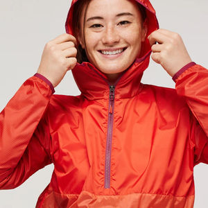 Chaquetas informales con cremallera personalizadas para mujer, cortavientos de manga larga con capucha de nailon y dobladillo ajustable, servicio OEM - Product Image 4