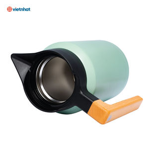 Bouteille isotherme en acier inoxydable Hokori 1500 ml avec poignée en bois et couvercle anti-fuite à bouton-poussoir - Product Image 5