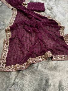 Sari de Seda Georgette Pura con Blusa Bordada de Gujarat para Mujer, Exportado por R & D - Product Image 5