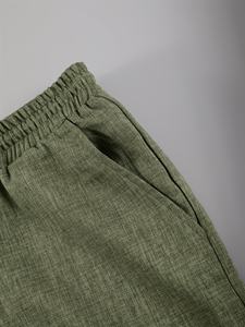 Conjunto de dos piezas de ropa de calle de verano para hombre de estilo urbano, camisa con patrón de rayas, pantalones cortos, traje combinado, logotipo de colores personalizados 100% - Product Image 6