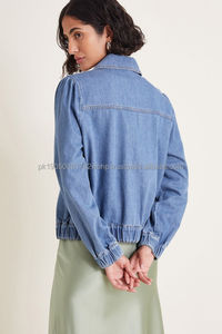 แจ็คเก็ตยีนส์ผู้หญิงทรงเข้ารูป รุ่นใหม่ปี 2026 ผ้าฝ้ายย้อมสีพื้น ระบายอากาศได้ดี ปกพับได้ เหมาะสำหรับฤดูหนาว ขายส่ง - Product Image 3