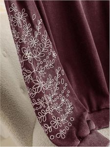Sudadera de Mujer de Talla Grande con Bordado Floral de Alta Calidad OEM 2025, Manga Larga, Cuello Redondo, Informal - Product Image 5