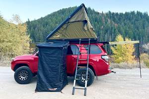 TOYOTA 4RUNNER SR5 4X4 2022 USADO, Volante a la Izquierda/Derecha - Product Image 4