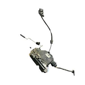 ตัวล็อคด้านหน้าขวา VOLKSWAGEN New Beetle รุ่นที่ 1 (98>10) - Product Image 1
