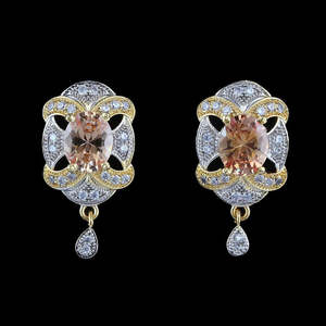 Pendientes de Diamantes Americanos - Color Melocotón y Dorado - Product Image 1