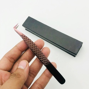 Pinzas para Pestañas de Acero Inoxidable Color Oro Rosa de 90 Grados NOMEX INTERNATIONAL ET-AH-039, con Punta Puntiaguda y Logotipo Personalizado al por Mayor - Product Image 4
