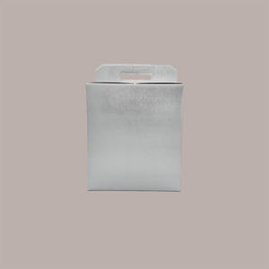 10ชิ้นกระดาษแข็งสีเงินกราฟิกผิวขนาดเล็กกล่องของขวัญคริสต์มาสที่จับขวด Panettone อุปกรณ์วันหยุด - Product Image 2