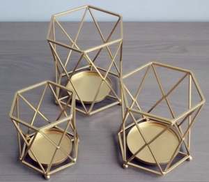 Nouvelle arrivée Nouveau bougeoir en métal géométrique au design moderne disponible en artisanat indien - Product Image 2