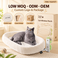 Lit pour chat Yangyangpet en peluche crème, ovale, à fixer sur fenêtre avec ventouses