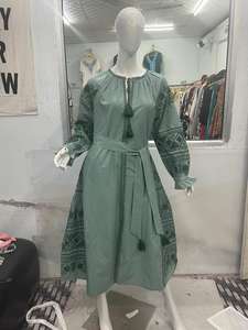 Venta al por mayor último 100% algodón bordado a mano ucraniano Casual Wear Maxi vestidos cintura natural tejido lavable - Product Image 2