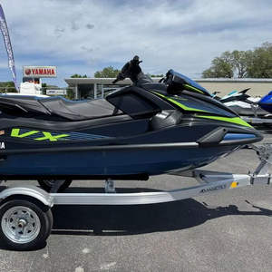 Jet ski Yamaha Waverunners VX Limited HO 2025 avec moteur 4 temps 115-150 CV, vitesse de 50 km/h, construction en fibre de verre - Product Image 1