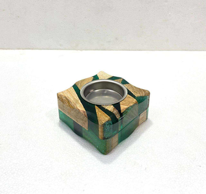 Quemador de Incienso de Madera con Incrustaciones de Resina Epoxi Religiosa Ecológica de Primera Calidad, Detalles de Cristal, Pulido Espejo para un Hogar Moderno y Elegante - Product Image 4