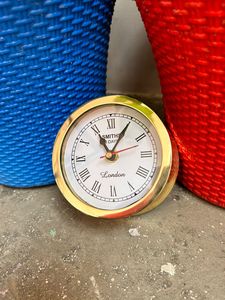 นาฬิกาแขวนผนังทองเหลืองโบราณนาฬิกาแขวนผนังหน้าเดียวเครื่องจับเวลาแบบดิจิตอลหรูหราทันสมัยดีไซน์อาร์ตเดคโคควอตซ์สำหรับบ้านกลางแจ้ง - Product Image 4