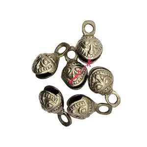 Campanas de latón para decoración del hogar, diseño de rostro indio antiguo hecho a mano, musical, ghungroo - Product Image 1