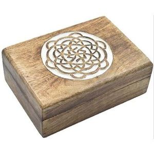 Caja de joyería de madera hecha a mano, organizador de almacenamiento tallado con flores celtas, cofre de baratija rústico, caja de regalo artesanal de recuerdo decorativo - Product Image 1