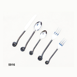 Couteaux à fromage en acier inoxydable avec manche en laiton à motif gaufré - Product Image 2