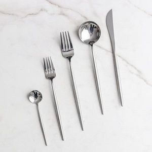 Juego de Cubiertos de Acero Inoxidable de Alta Calidad, Pulido Espejo 18/10, con Mango Elegante - Product Image 4