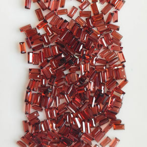 โกเมนสีแดงธรรมชาติ 5x2.5 มม. ทรงบาแกตต์ คุณภาพดีที่สุด พลอยหลวมสำหรับทำเครื่องประดับ - Product Image 4