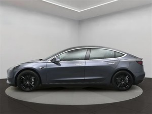 Tesla Model 3 Long Range 2019, conduite à gauche, voiture électrique haute puissance - Product Image 2