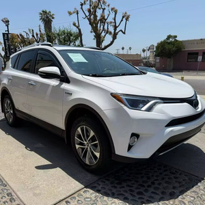 Toyota RAV4 Hybride XLE AWD 2018 d'occasion en excellent état, sans accident, conduite à gauche/droite - Product Image 1