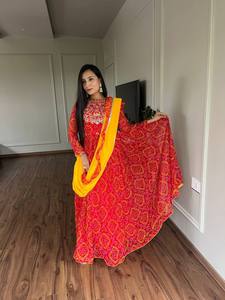 ชุดผ้า Anarkali พิมพ์ลายผ้าทอลายผ้า Georgette bandhej ออกแบบล่าสุด - Product Image 4