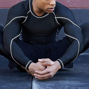 Camiseta Deportiva Personalizada con Tu Propio Diseño, Transpirable, Antibacteriana, de Manga Larga, de Secado Rápido y Compresión para Hombre - Product Image 4