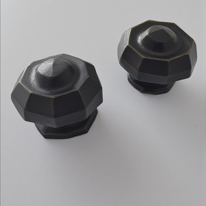 Bouton de porte élégant noir de forme inégale avec finition de style antique Artisan conçu pour les intérieurs décoratifs - Product Image 6