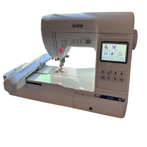 Máquina de Coser y Bordar Computarizada B-r-o-t-h-e-r SE1900 con Accesorios - Product Image 1