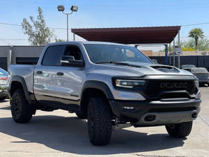 (F&H) Camioneta RAM 1500 TRX AWD 4x4 de 2022 Usada, Cabina Doble, 5.6 pies, SB - Product Image 2
