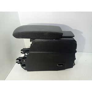 Tunnel Centrale PEUGEOT 2008 Serie 98247894ZD DV5RC/YHZ (19>) - Product Image 4