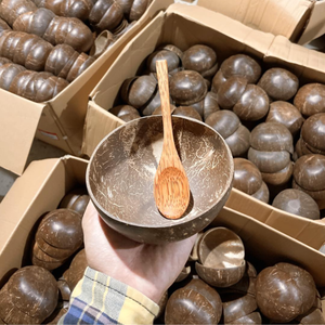 Cuenco de cáscara de coco hecho a mano de fábrica de Vietnam para juego de regalo ecológico - Product Image 5