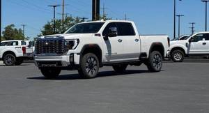 รถมือสอง ปี 2025 รุ่น SIERRA 1500 DENALI LONGBED เครื่องยนต์ดีเซล 3.0 ลิตร 277 แรงม้า เกียร์อัตโนมัติ ขาย - Product Image 5