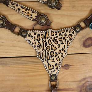 OEM Leather <b>Horse</b> Headstall and Breastcollar Set Made of Cowhide Leather Use for <b>Horse</b> <b>Wear</b> Made for Cowboy <b>Horse</b> <b>Riding</b> - Product Image 4