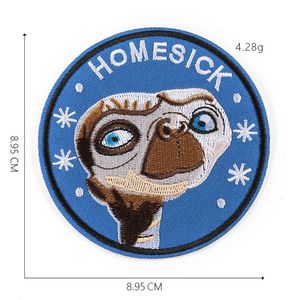 Tissu en fer personnalisé pour vêtements avec broderie faite à la main Délai de livraison rapide Dentelle en forme de coeur et PVC Pcs/vrac pour la décoration - Product Image 6